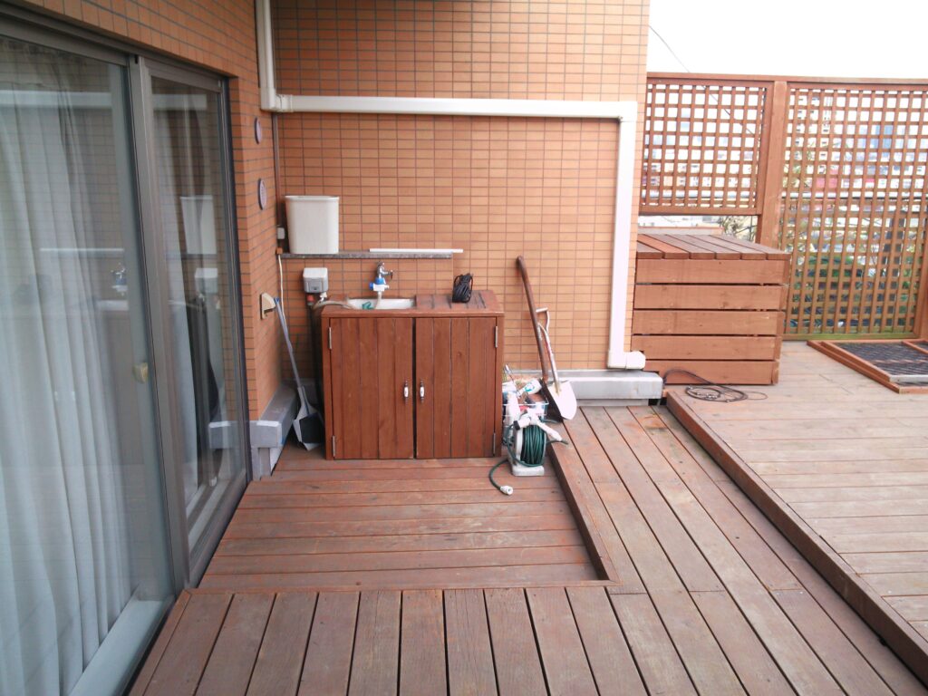 エルビーシステム　ルーフバルコニーデッキ