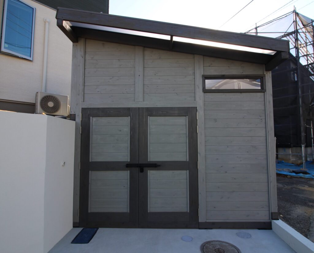 木製の小屋、シェッド、作業場、インダストリアル、横浜市青葉区